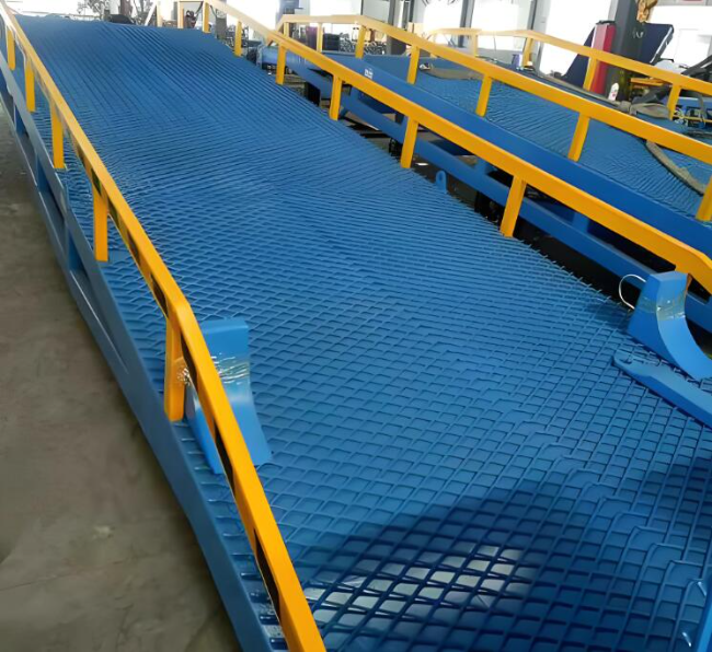 莺歌海镇移动式液压登车桥