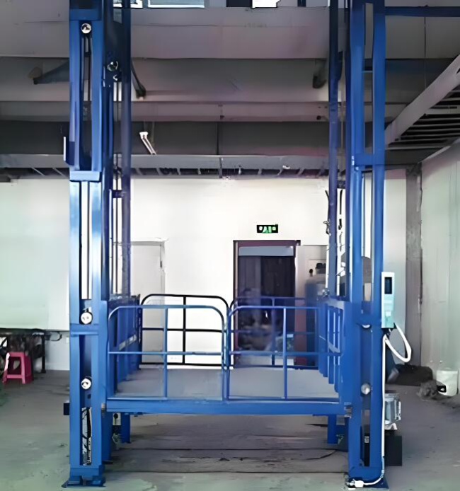 莺歌海镇导轨式升降货梯